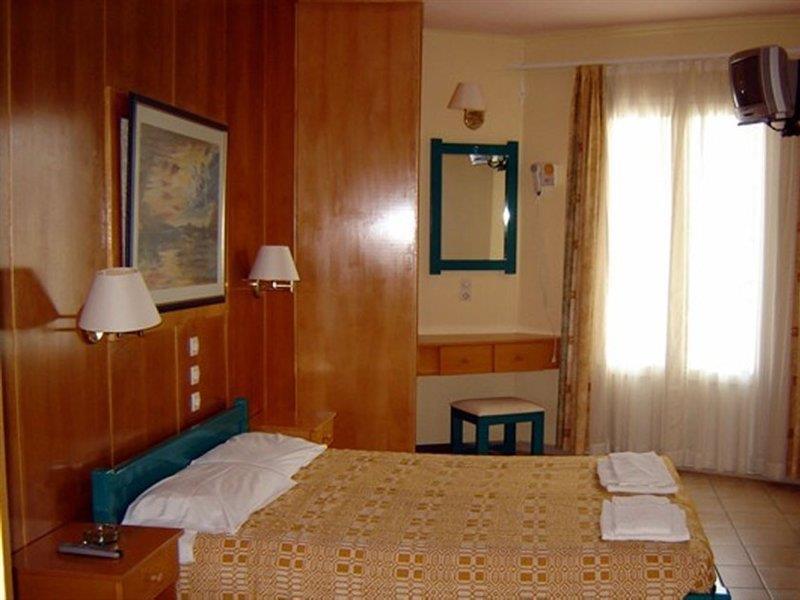 Hotel Ilios Hersonissos  Esterno foto
